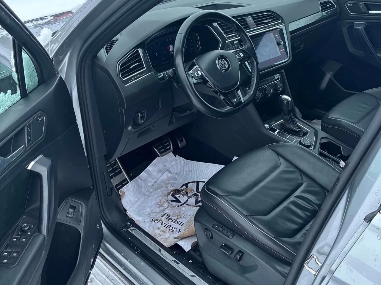 VW Tiguan * Highline * CARFAX * ЦЕНА ДО БГ, снимка 5 - Автомобили и джипове - 53975334