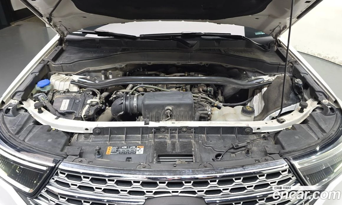 Ford Explorer 2.3 LimIted 4WD, снимка 6 - Автомобили и джипове - 55907639