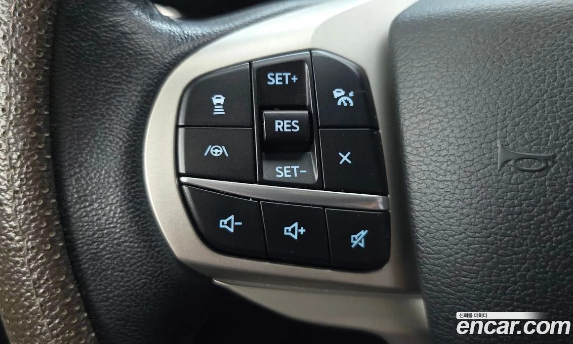 Ford Explorer 2.3 LimIted 4WD, снимка 16 - Автомобили и джипове - 55907639