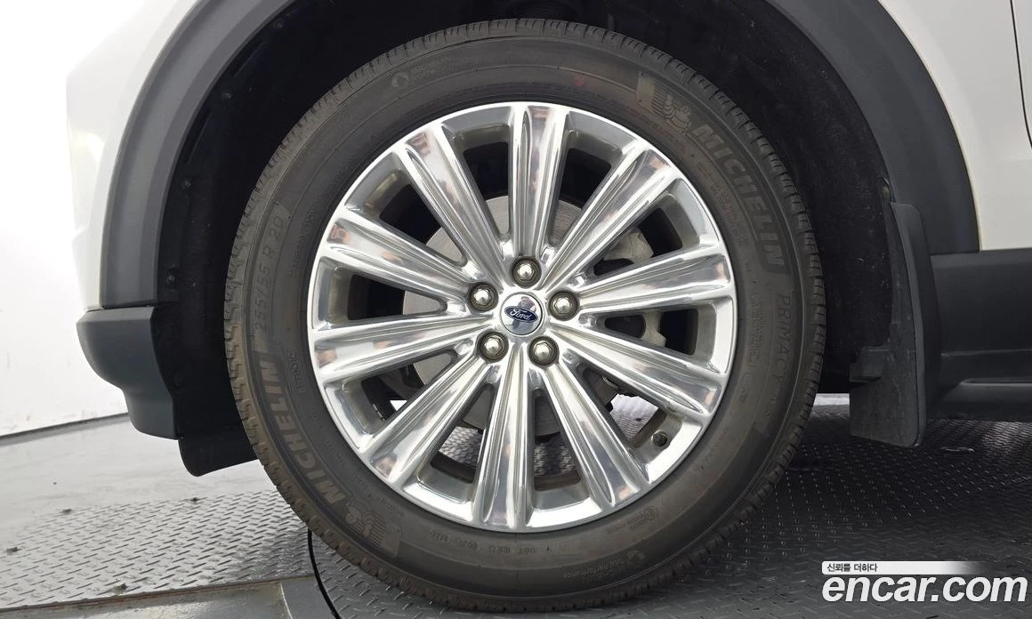 Ford Explorer 2.3 LimIted 4WD, снимка 5 - Автомобили и джипове - 55907639