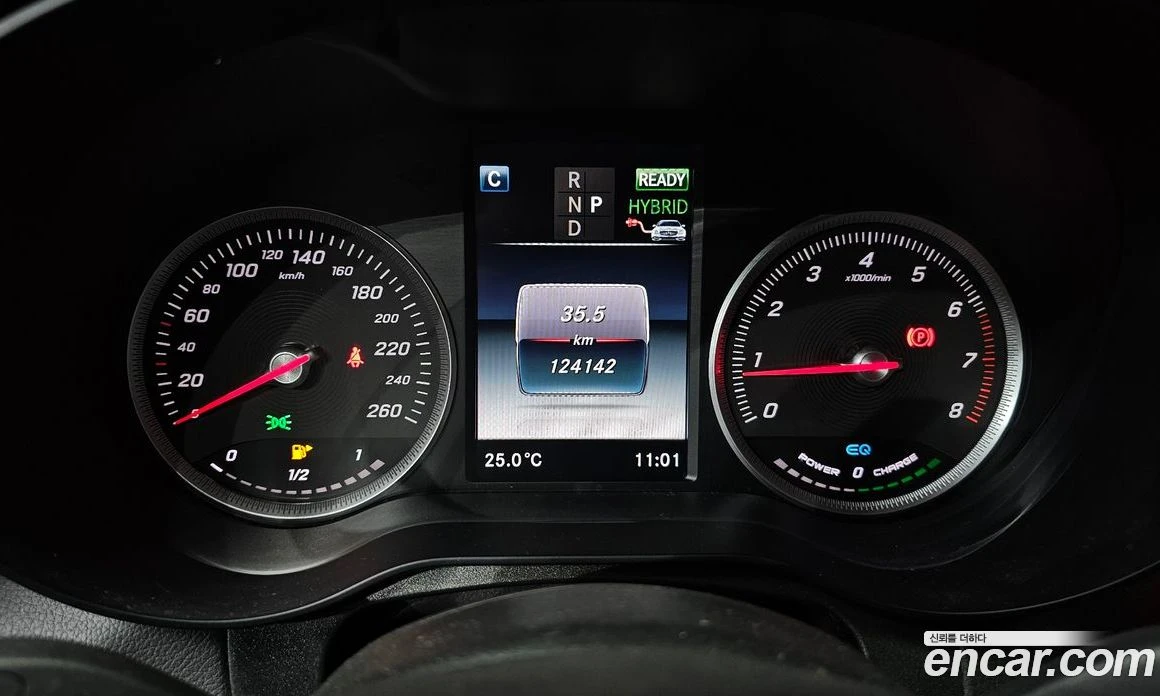Mercedes-Benz GLC GLC350e 4MATIC, снимка 8 - Автомобили и джипове - 56117354