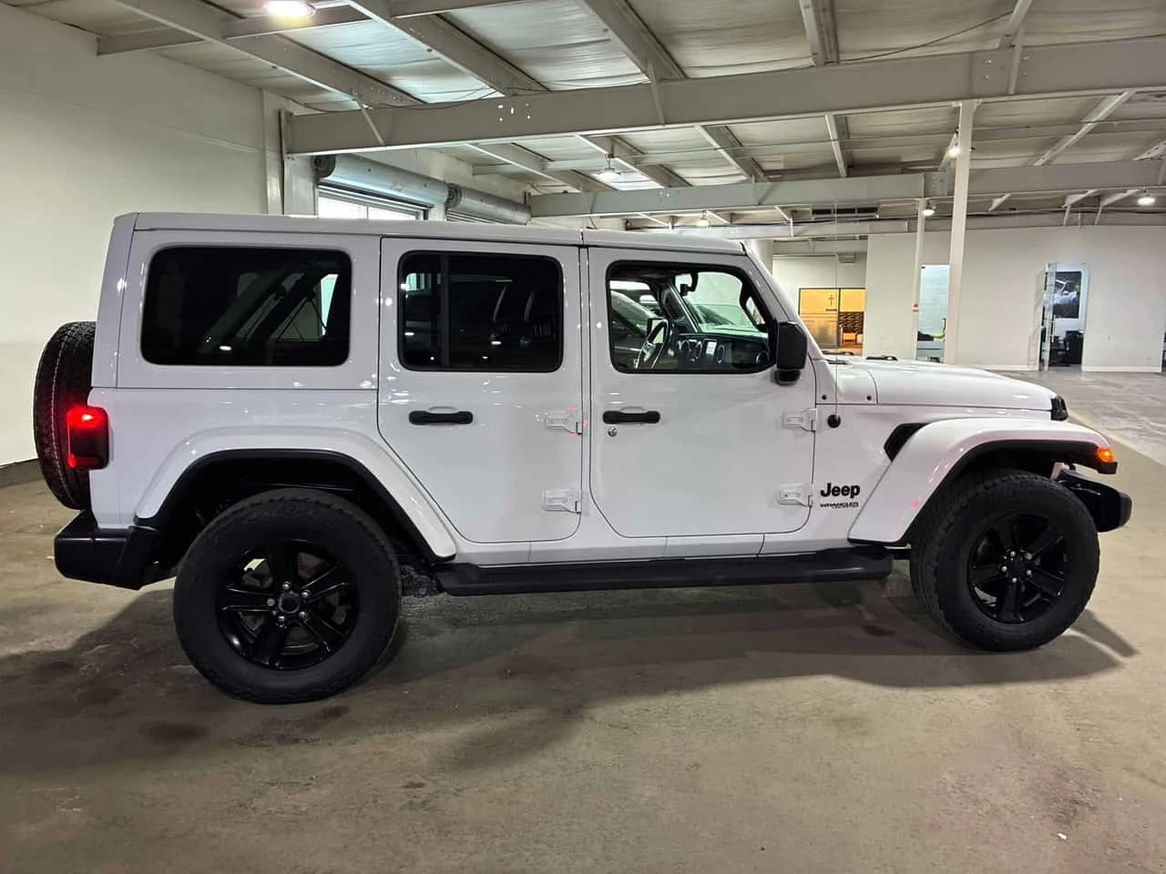 Jeep Wrangler Unlimited Altitude * CARFAX * АВТОКРЕДИТ * , снимка 3 - Автомобили и джипове - 56292685