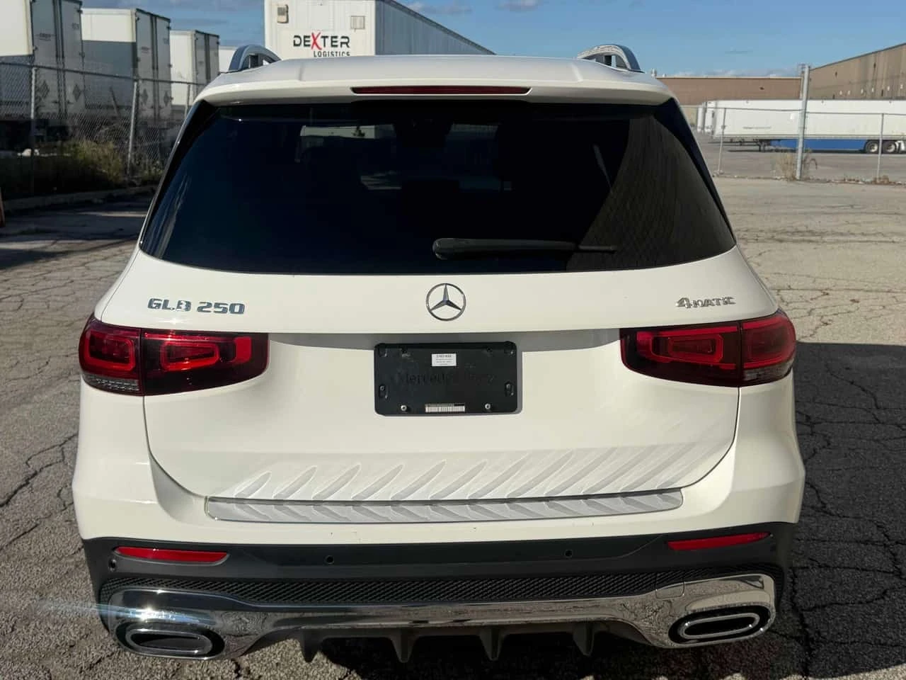 Mercedes-Benz GLB 250 4MATIC SUV | CARFAX | ��������������� | Mobile.bg � ����������� 5
