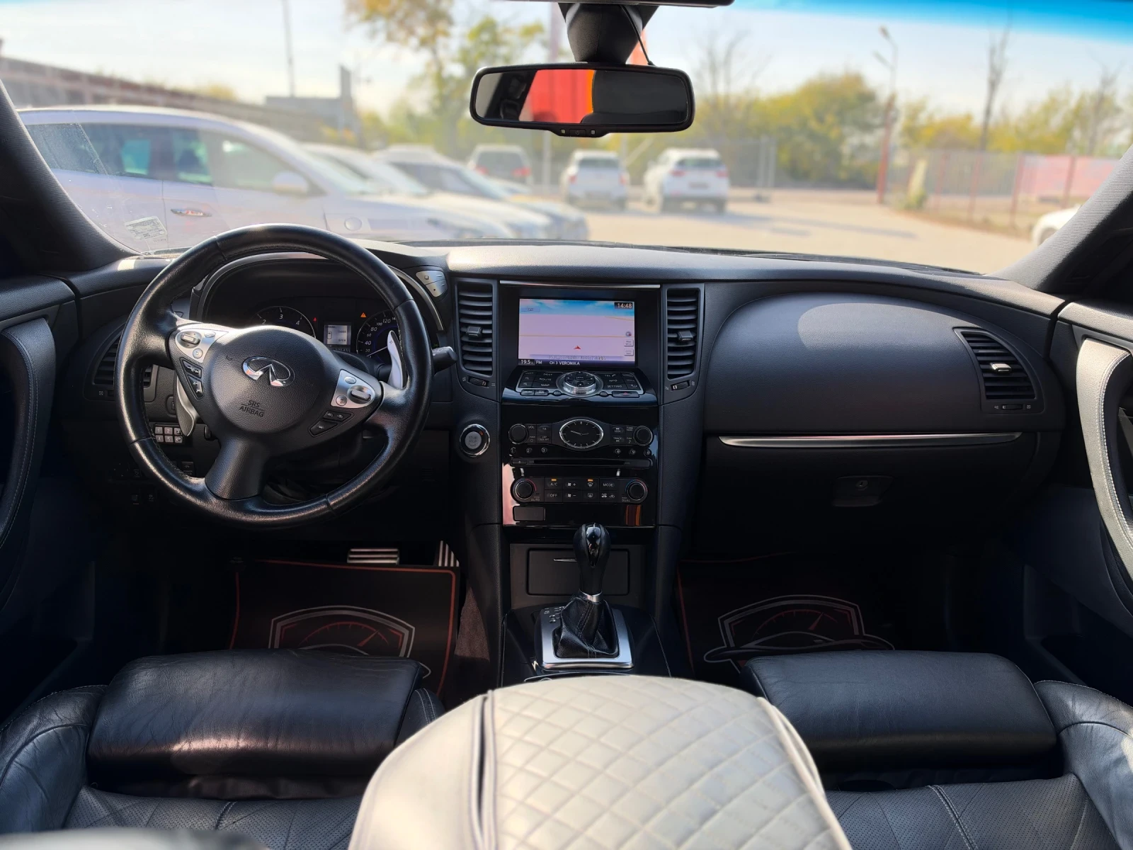 Infiniti QX70 S* 3.0d* 303kc* * , снимка 10 - Автомобили и джипове - 56596534