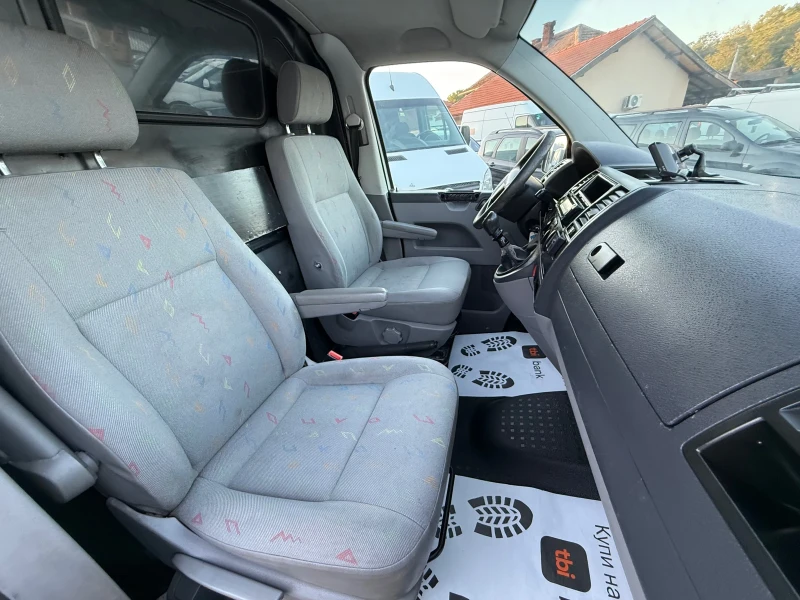 VW T5 1.9TDI КЛИМАТИК, снимка 14 - Бусове и автобуси - 51875872