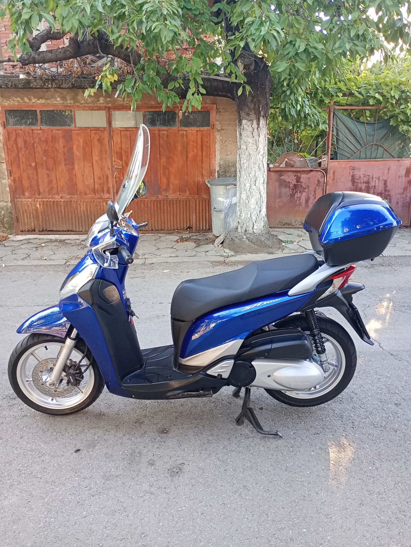 Honda Sh 300Инжекцион 2013г., снимка 12 - Мотоциклети и мототехника - 55707102