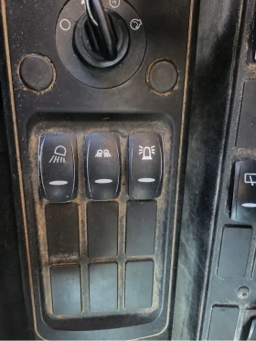 Багер JCB JS130LC, снимка 2