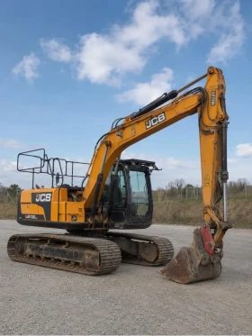 Багер JCB JS130LC, снимка 1