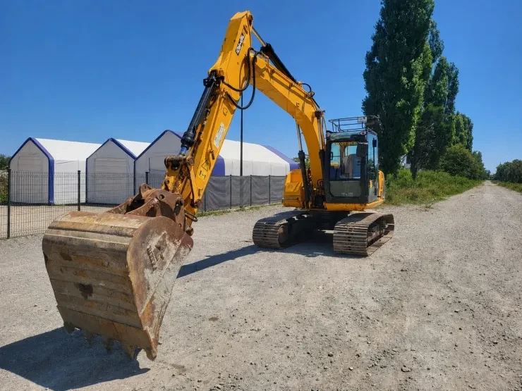 Багер JCB JS130LC, снимка 15 - Индустриална техника - 56079093