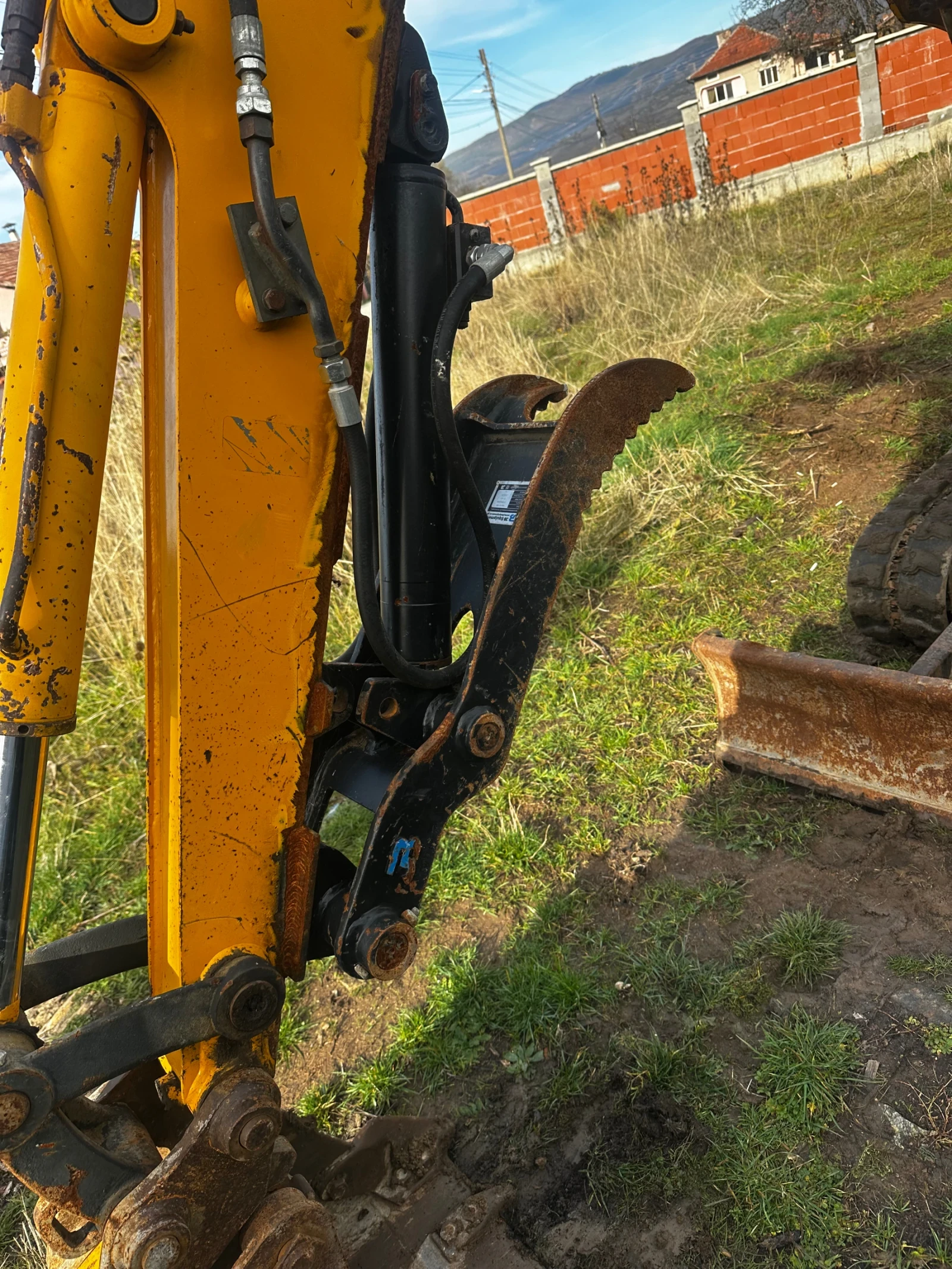 Багер JCB 803 Plus - изображение 7