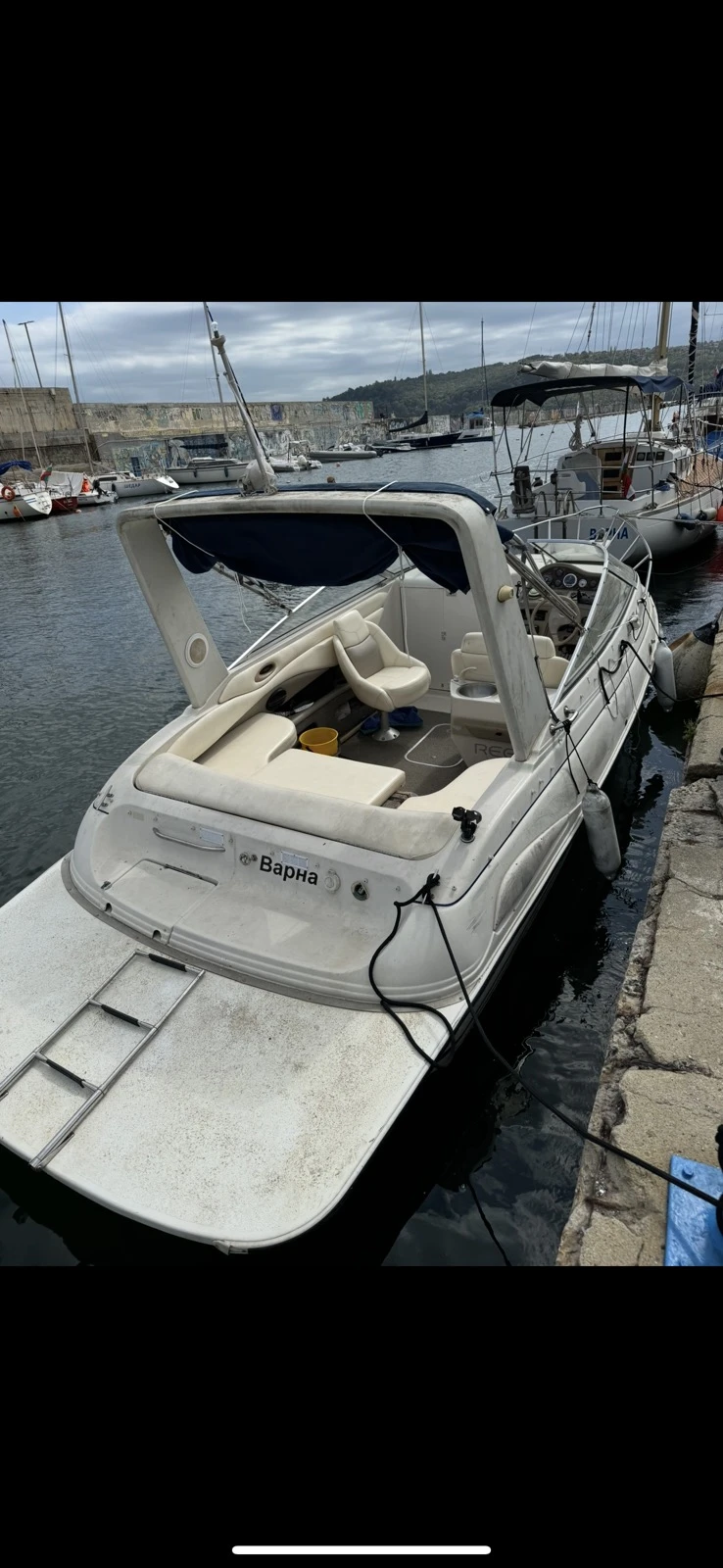 Моторна яхта Regal vallanti, снимка 3 - Воден транспорт - 53837377