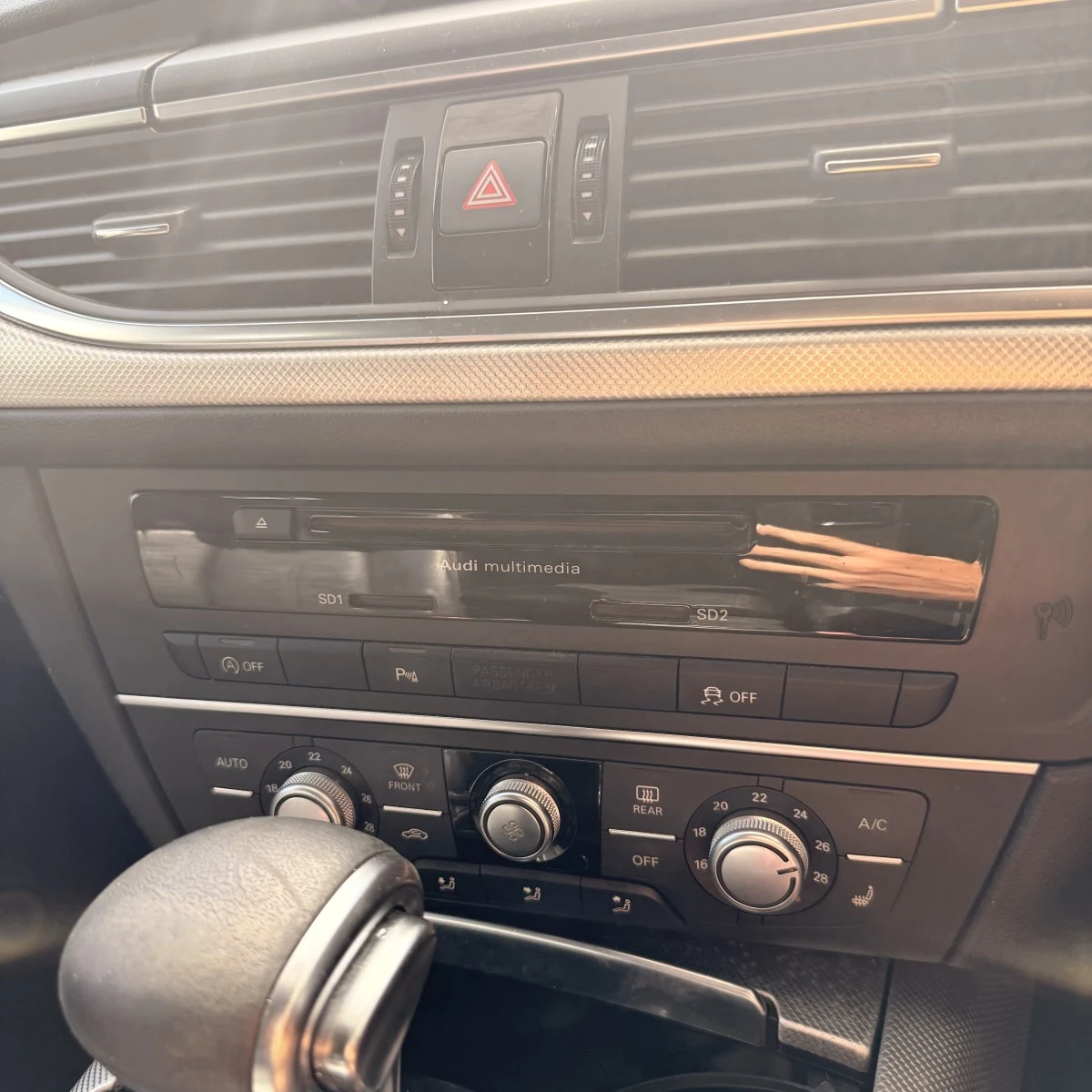 Радио Мултимедия Audi A6 C7 2013 4G MMI Navigation Plus 4G0035670