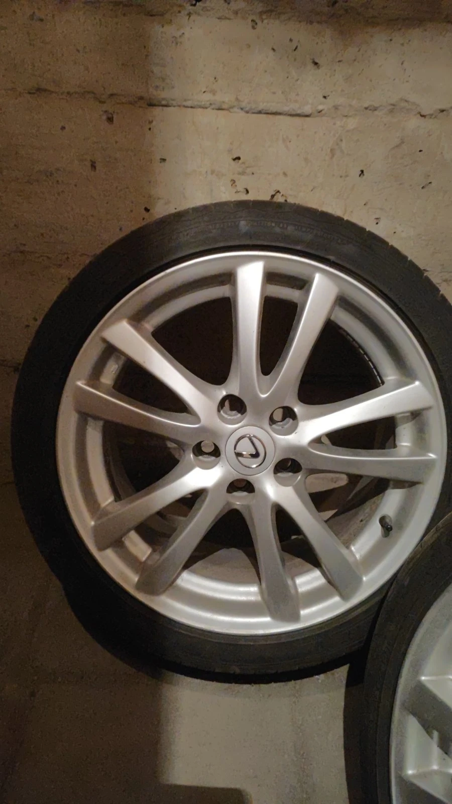 ���� 255/35R18 | Mobile.bg � ����������� 9
