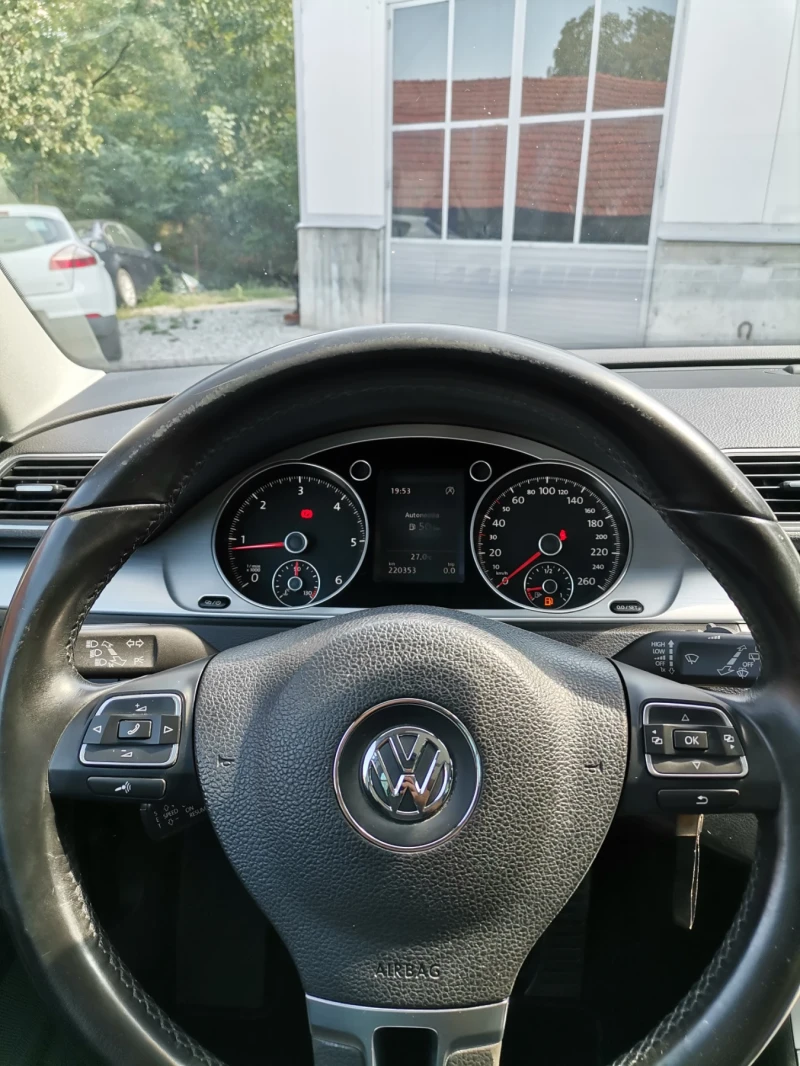 VW Passat Alltrack 2.0 TDI 140k.c., снимка 14 - Автомобили и джипове - 47554513