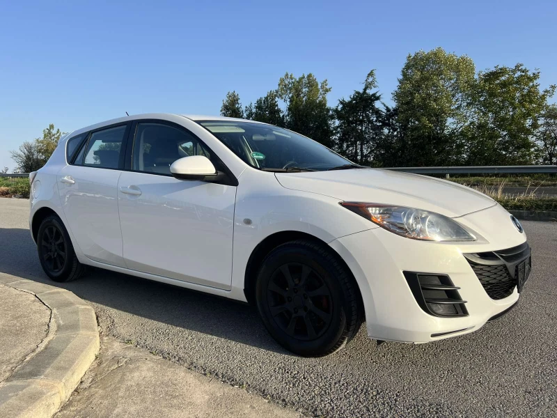 Mazda 3 1.6, снимка 2 - Автомобили и джипове - 47564662