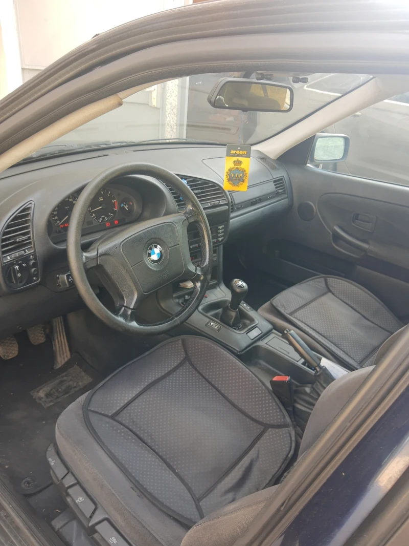 BMW 316 1.6i, снимка 4 - Автомобили и джипове - 47982219