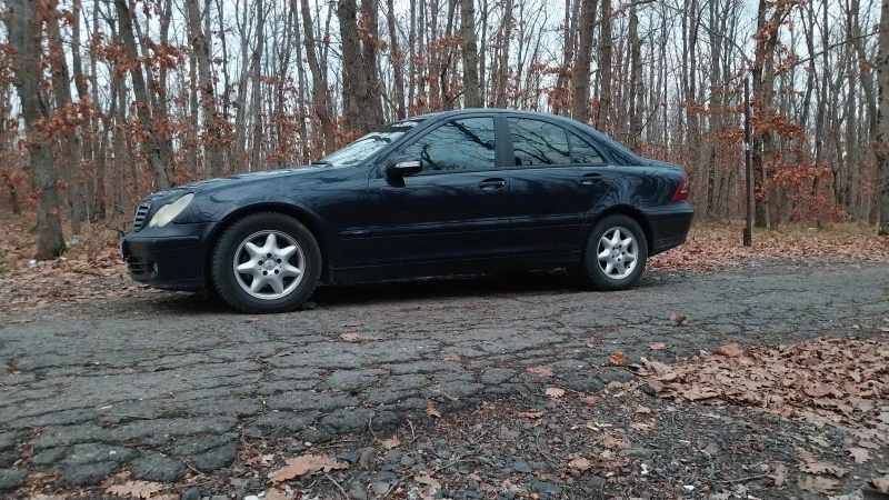 Mercedes-Benz C 220 2.2, снимка 2 - Автомобили и джипове - 48336931