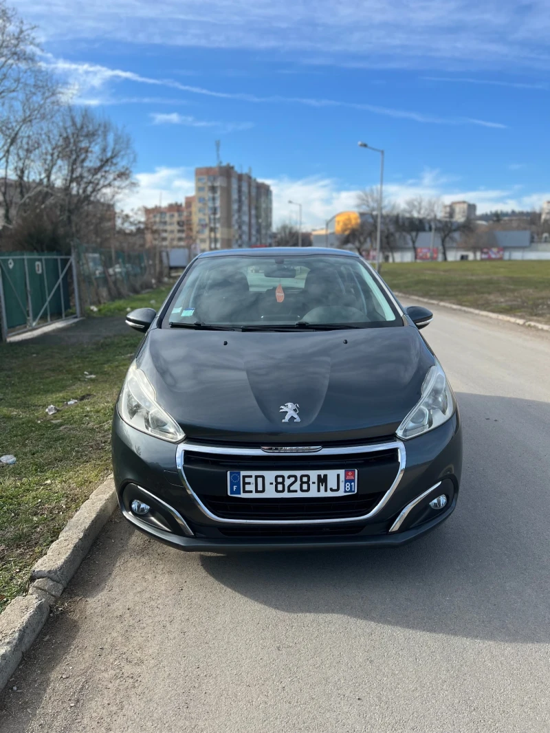 Peugeot 208 1.4, снимка 2 - Автомобили и джипове - 48731961