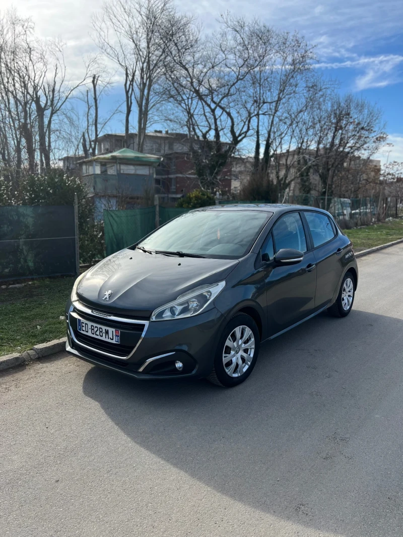 Peugeot 208 1.4, снимка 3 - Автомобили и джипове - 48731961