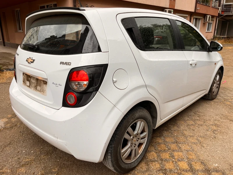 Chevrolet Aveo 1.3 EcoTec 75к.с., снимка 4 - Автомобили и джипове - 51633544