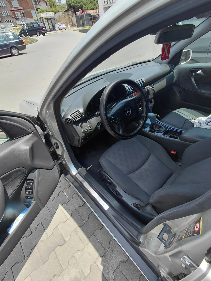 Mercedes-Benz 220 2.2, снимка 5 - Автомобили и джипове - 52259004