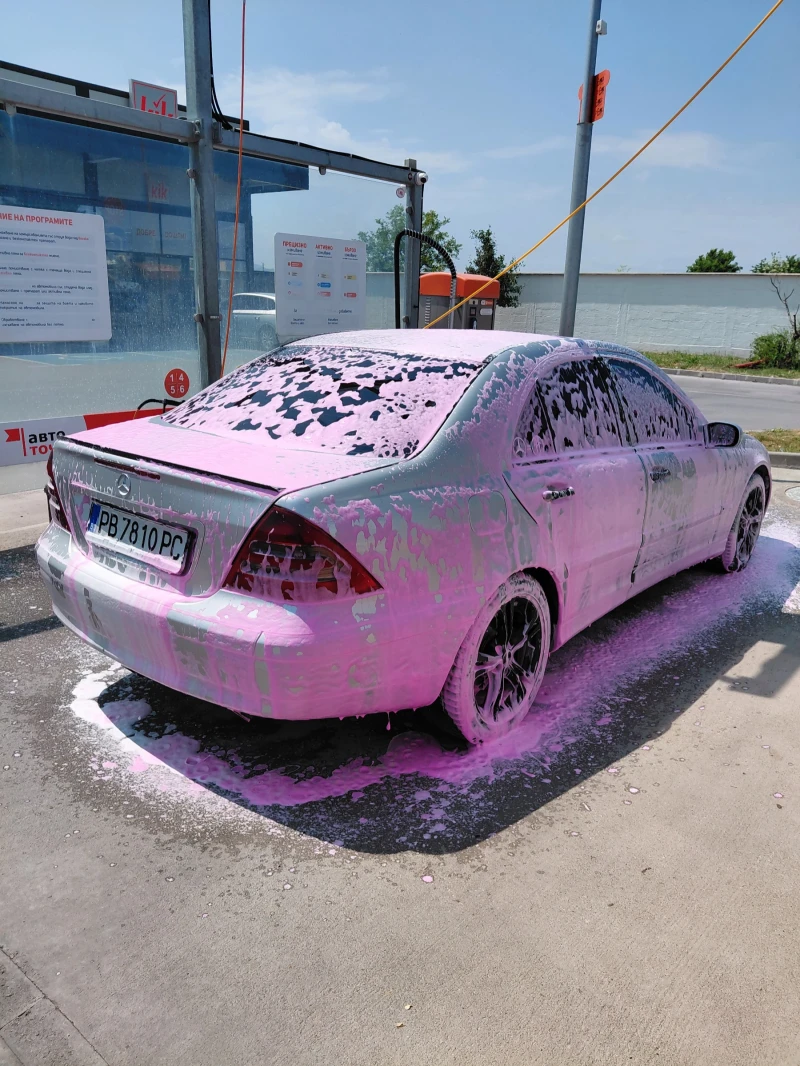 Mercedes-Benz 220 2.2