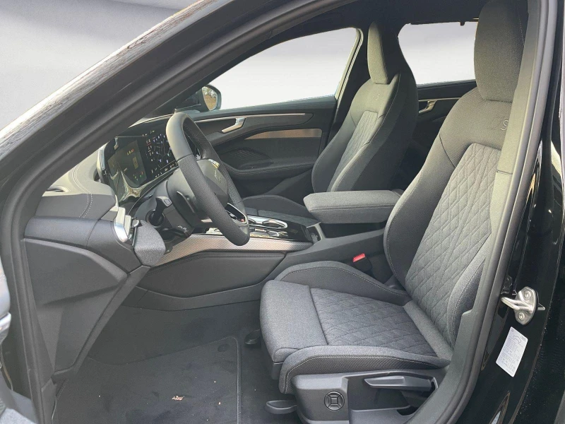 Audi A6 FACELIFT* TFSI* LED* DISTR* CARPLAY, снимка 6 - Автомобили и джипове - 52451898