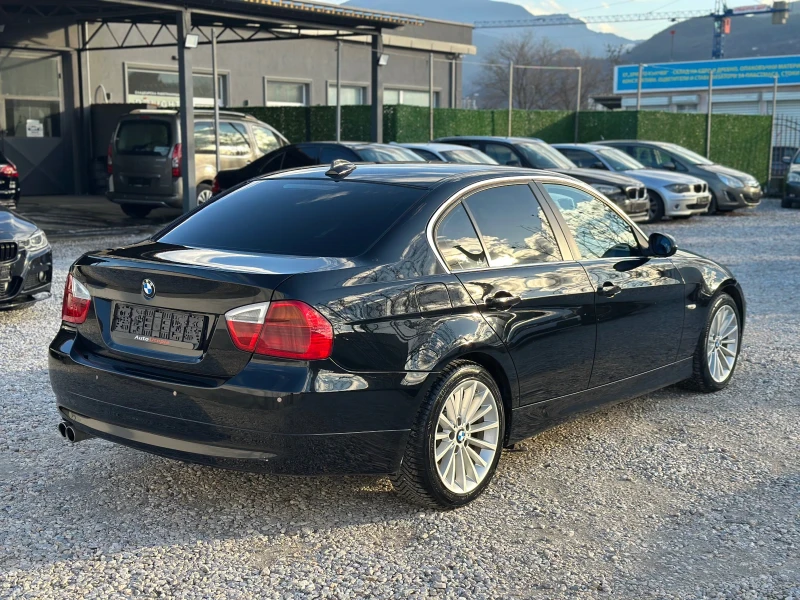 BMW 325 ПОДГРЕВ / ПАРКТРОНИК / АВТОПИЛОТ, снимка 4 - Автомобили и джипове - 53500587