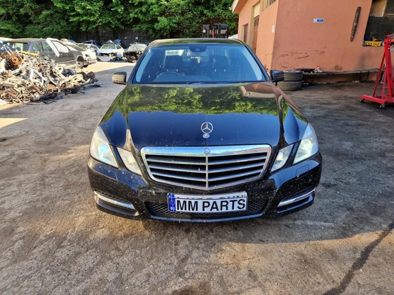 Mercedes-Benz E 350 10бр.4 Мatic AMG Xenon, снимка 12 - Автомобили и джипове - 37234988