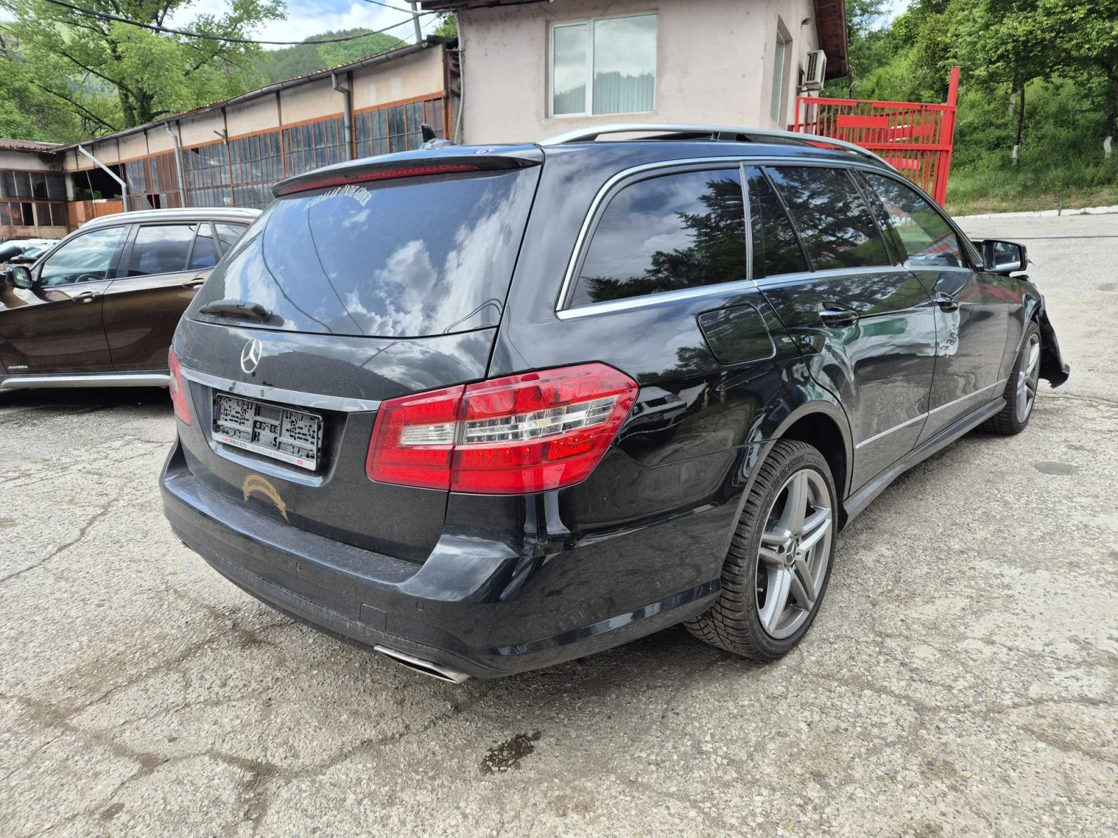 Mercedes-Benz E 350 10бр.4 Мatic AMG Xenon - изображение 5