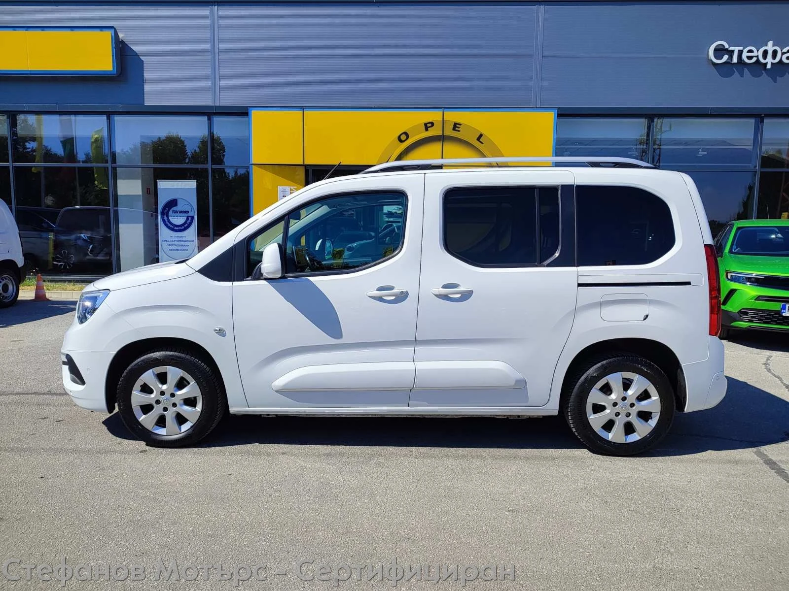 Opel Combo Life 4 1 Innovation 1.5D (102HP) MT5 - изображение 4