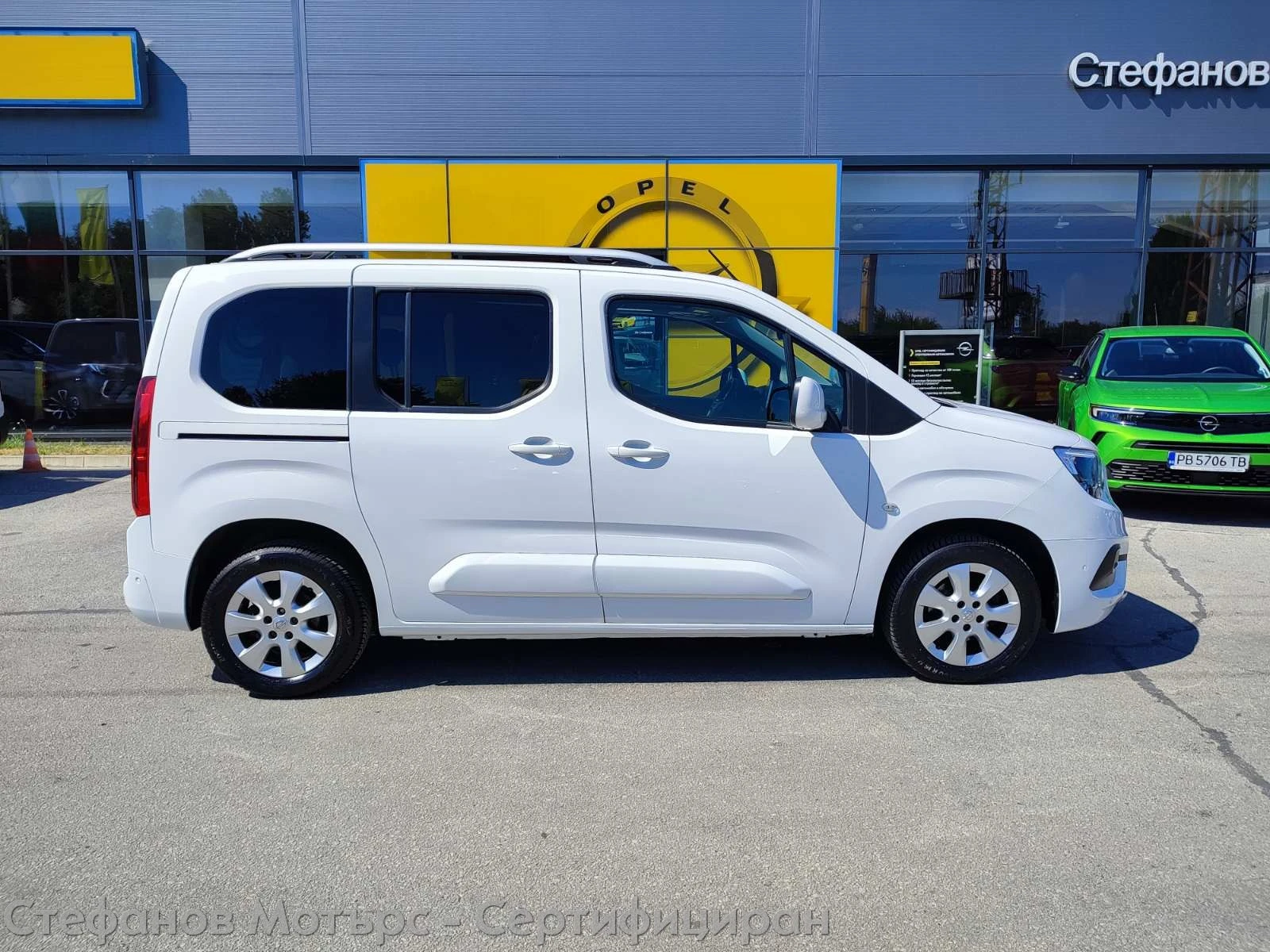 Opel Combo Life 4 1 Innovation 1.5D (102HP) MT5 - изображение 5