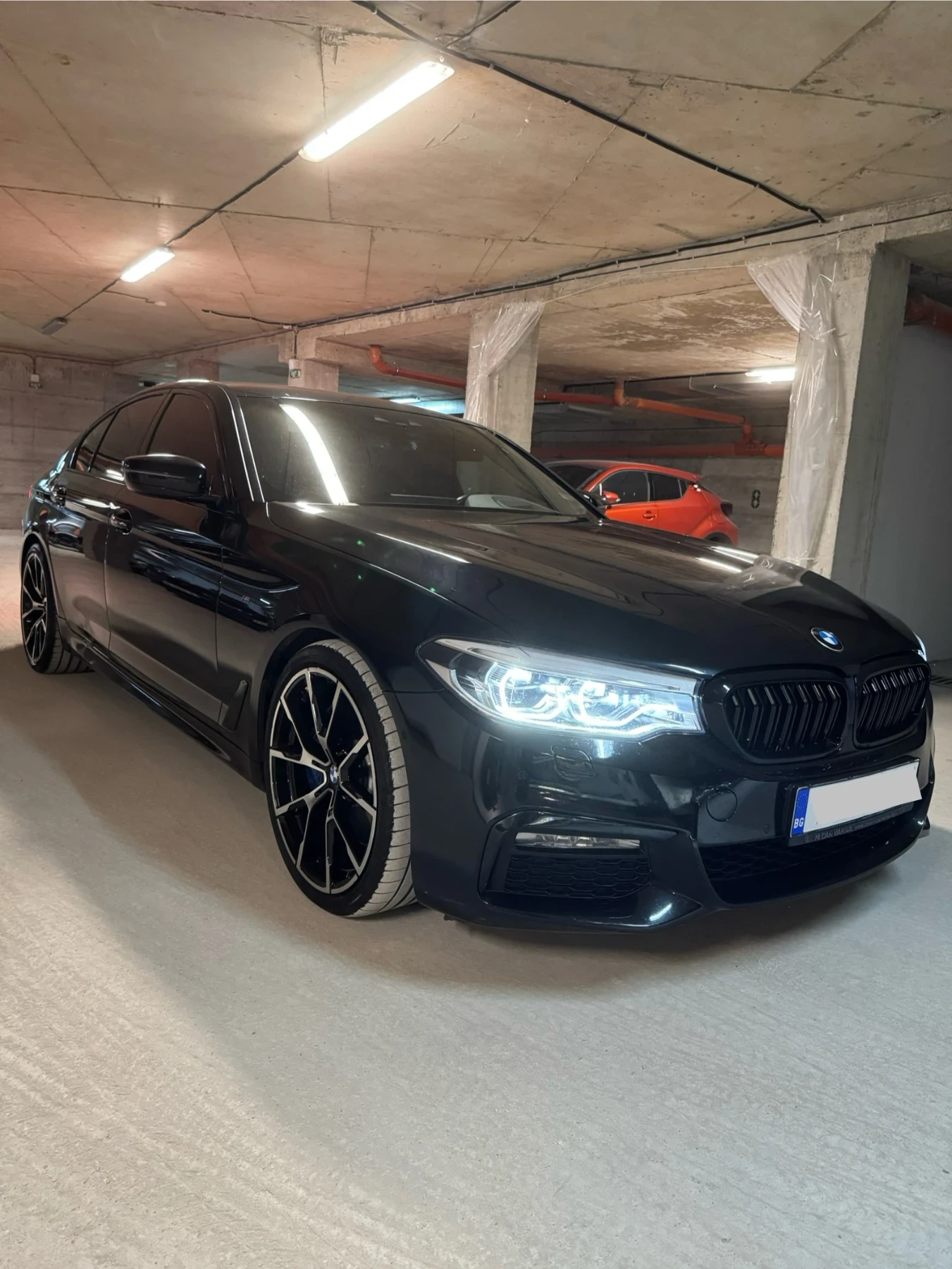 BMW 540 xDrive/M-sport/H&K Audio/Head-up/ - изображение 3