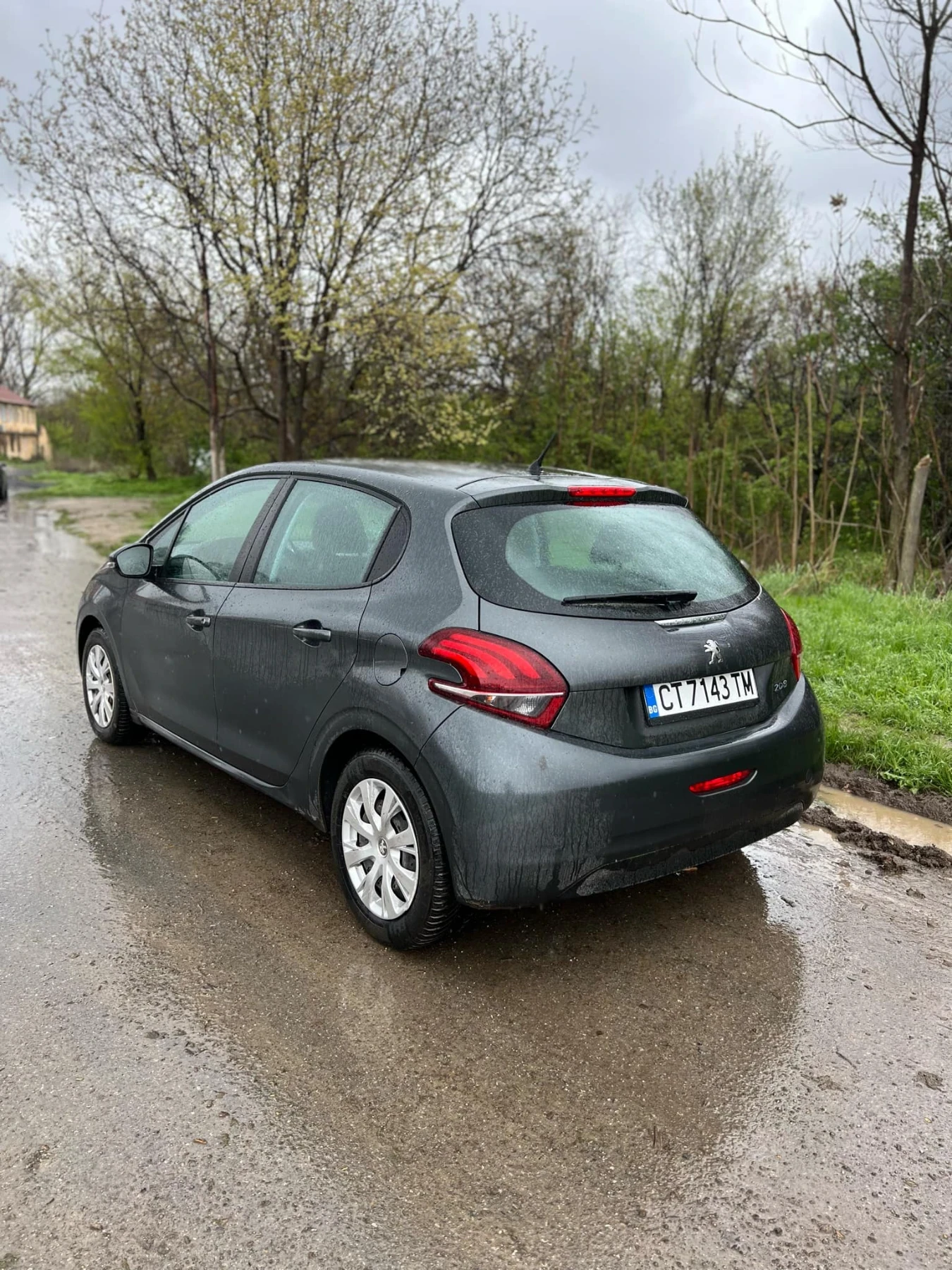 Peugeot 208 1.4 - изображение 5