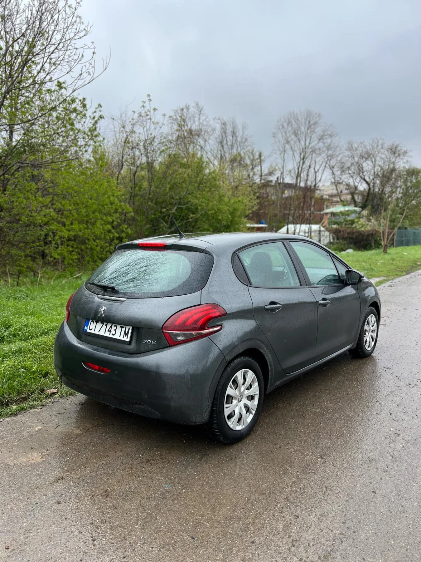 Peugeot 208 1.4 - изображение 2