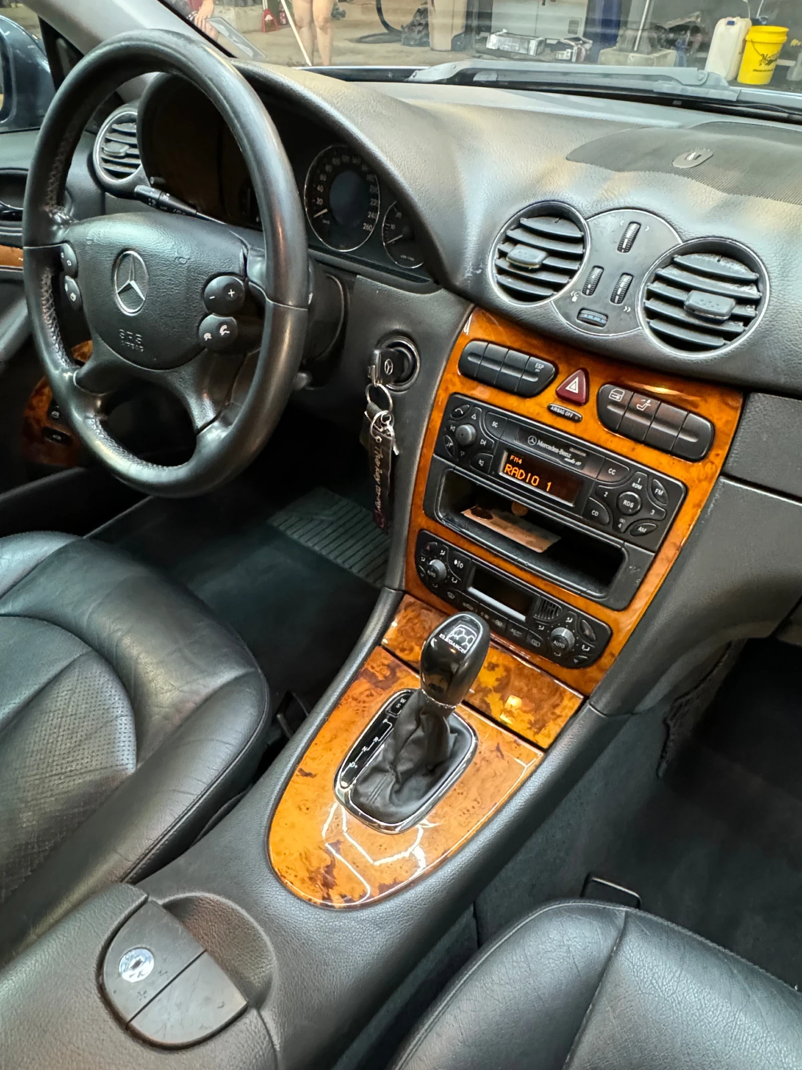 Mercedes-Benz CLK 2.4i Газов Инж. Перфектна!!! - изображение 8