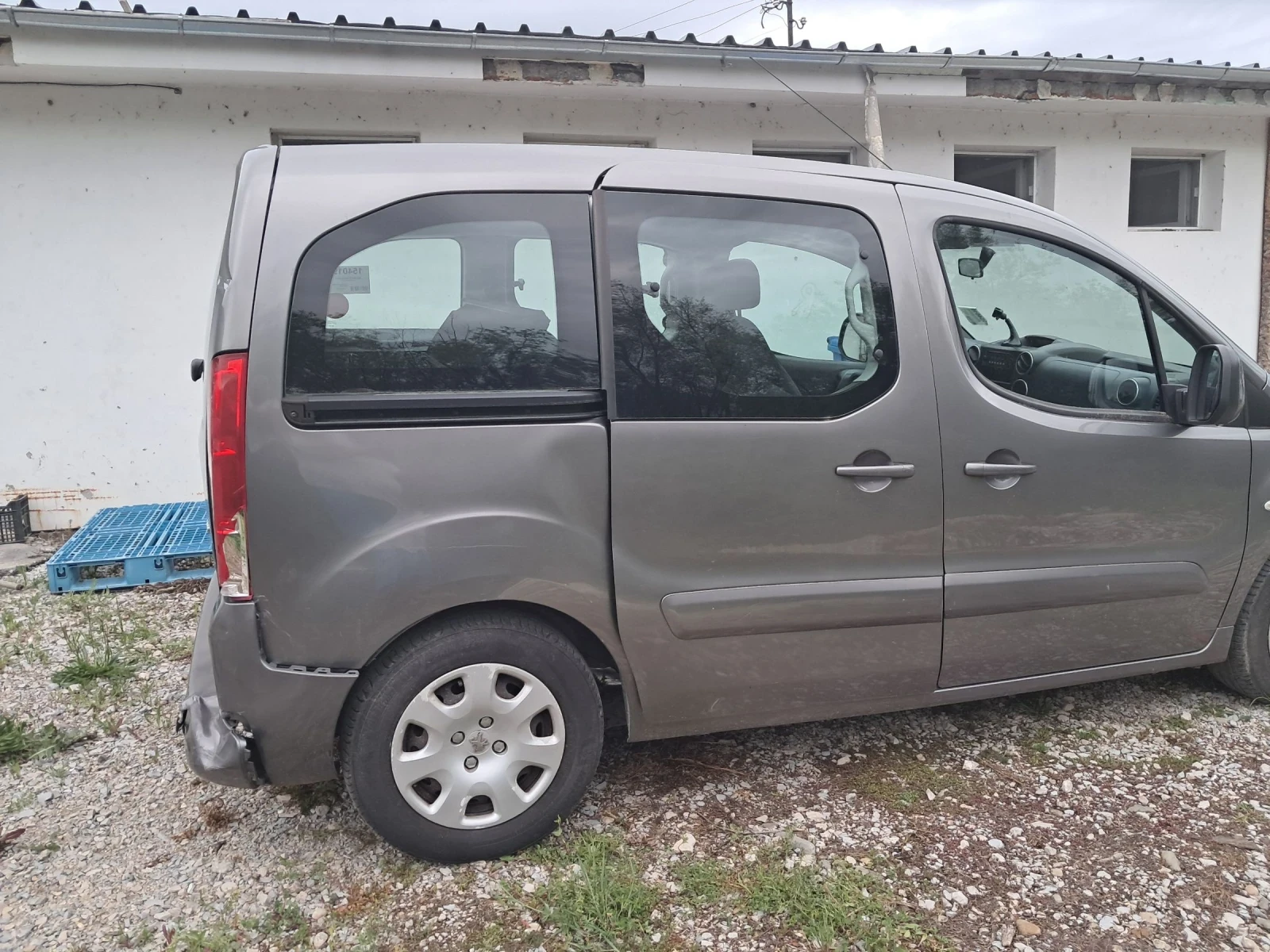 Peugeot Partner 1.6HDI - изображение 7