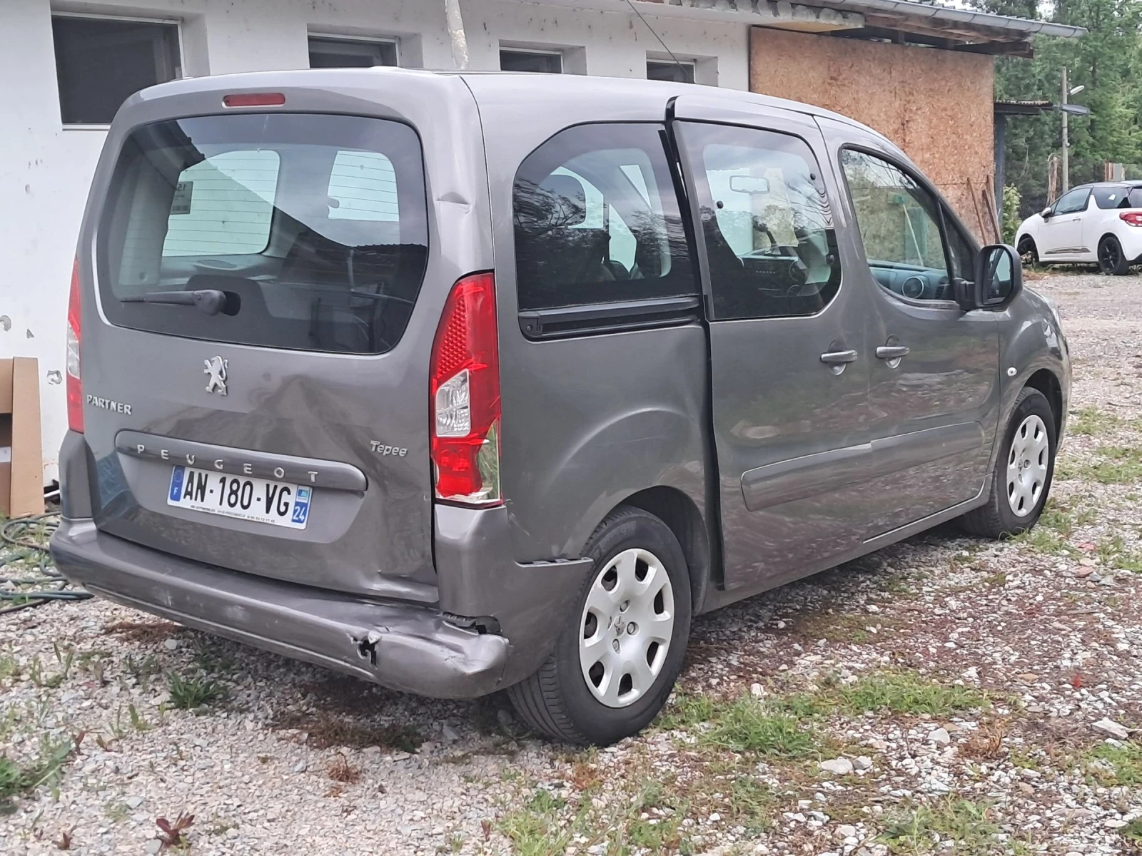 Peugeot Partner 1.6HDI | Mobile.bg   11