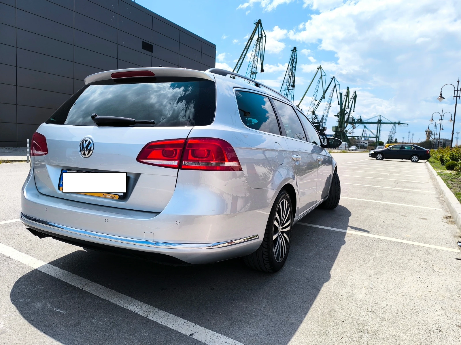 VW Passat B7 / Automatic / N1 - изображение 4