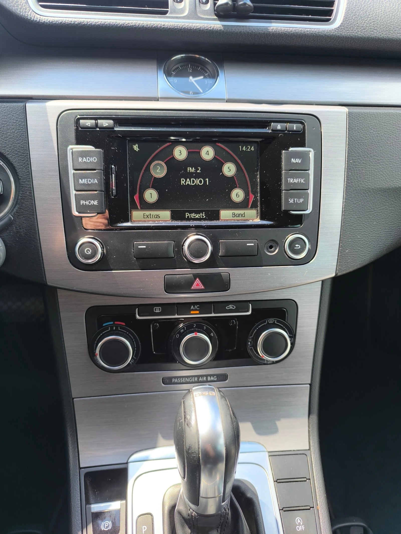 VW Passat B7 / Automatic / N1 - изображение 10
