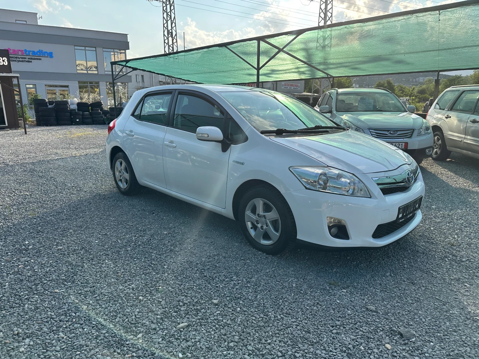 Toyota Auris 1.8 Hybrid Facelift - изображение 3