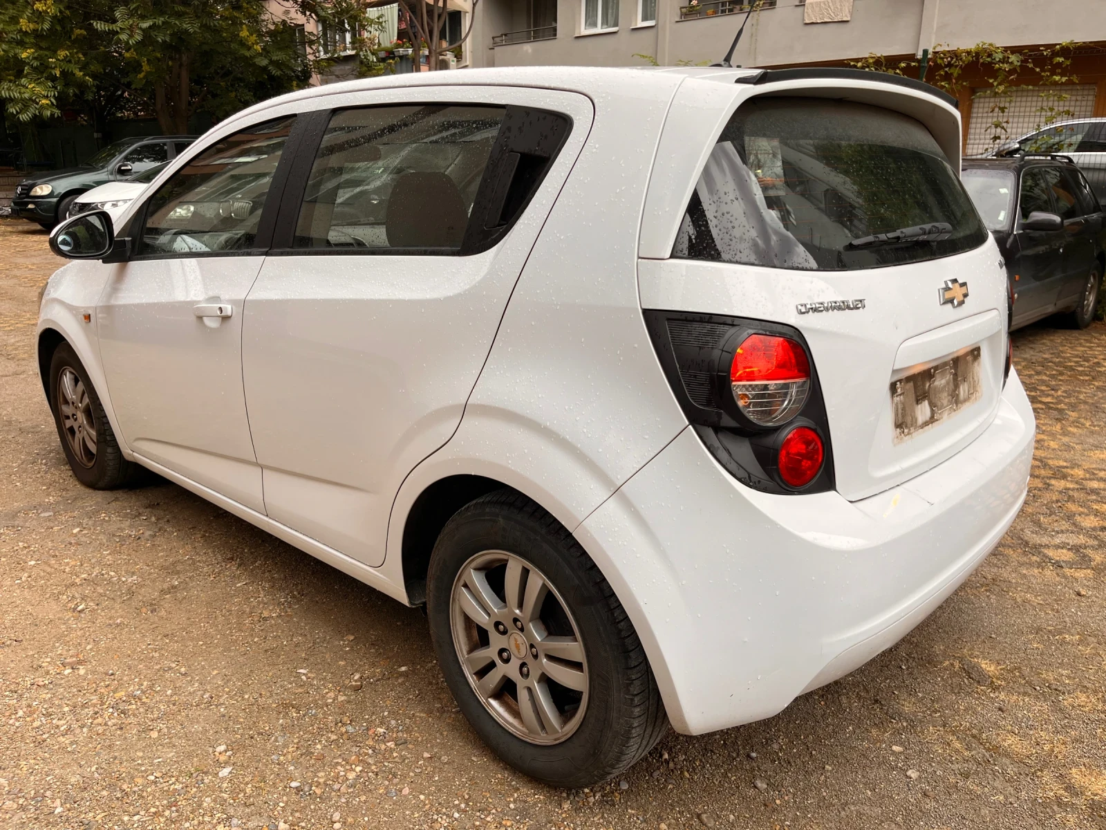Chevrolet Aveo 1.3 EcoTec 75к.с. - изображение 6