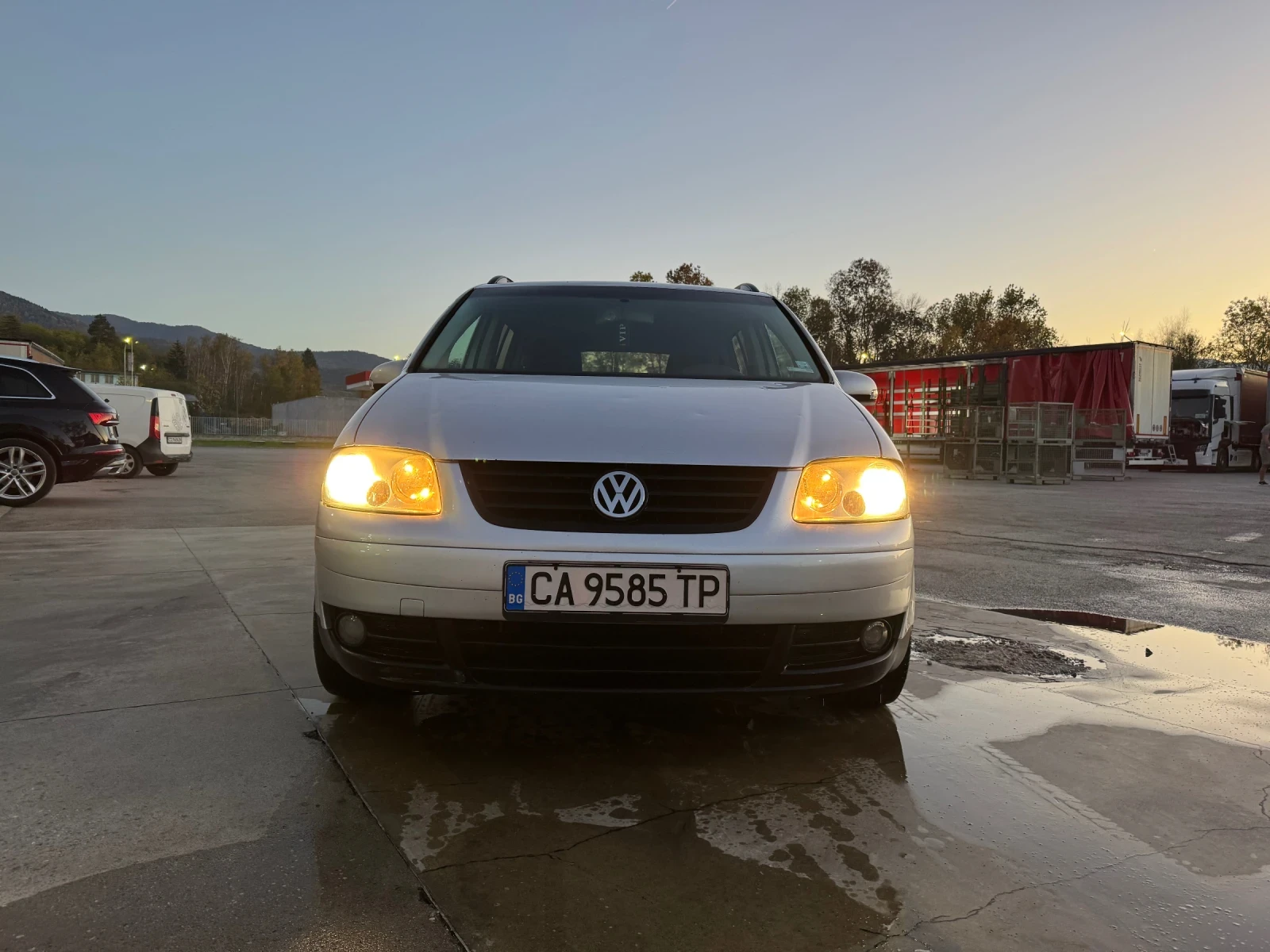 VW Touran 1, 9 ТДИ 105 коня - изображение 10