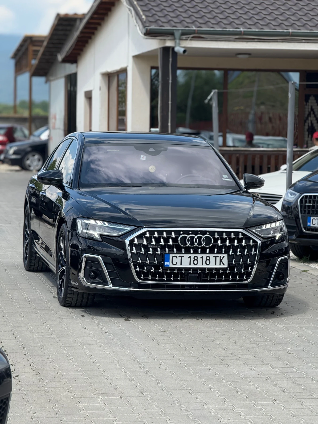 Audi A8 32.000км* Уникална* Гаранция до 2028* Топ* Фулл*  - изображение 3
