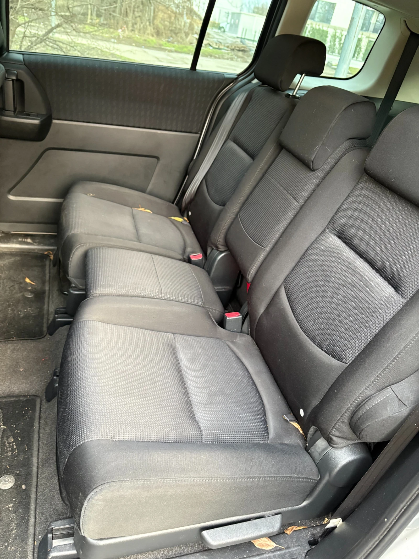 Mazda 5  - изображение 6