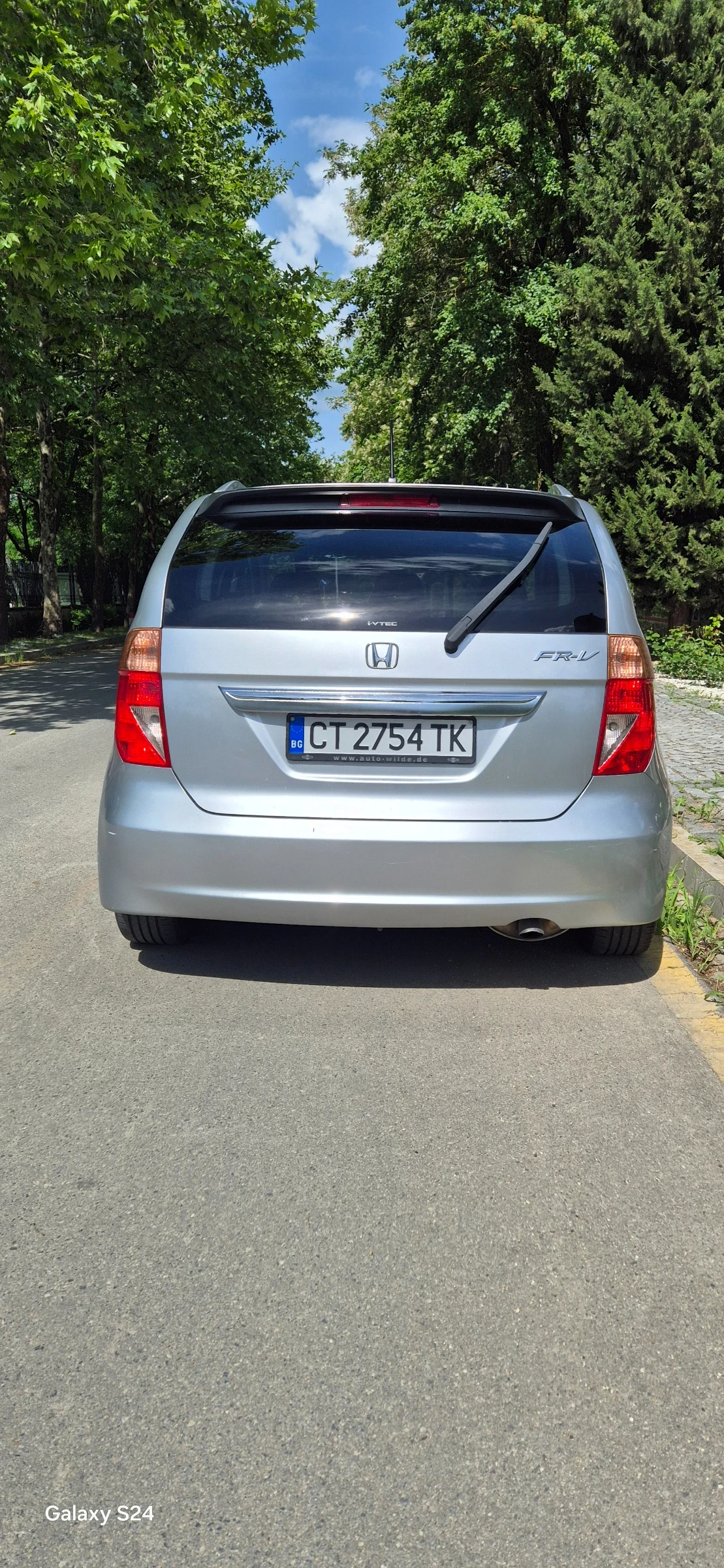 Honda Fr-v, снимка 6 - Автомобили и джипове - 53440548