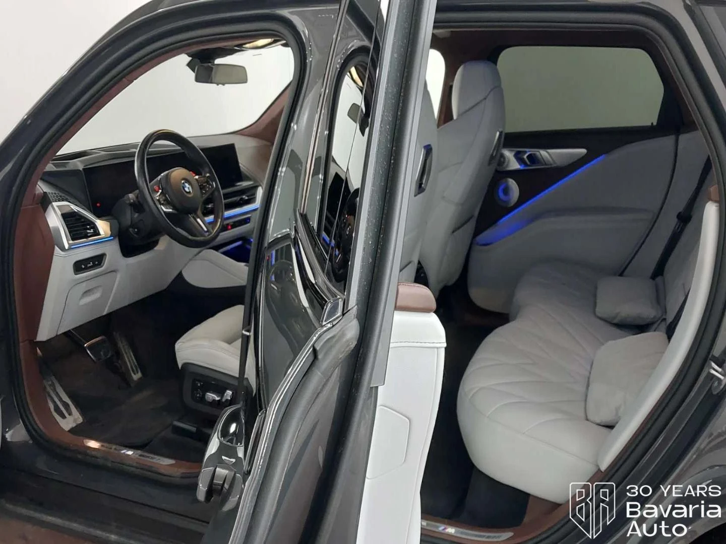 BMW XM Sportautomatic, снимка 5 - Автомобили и джипове - 53826829