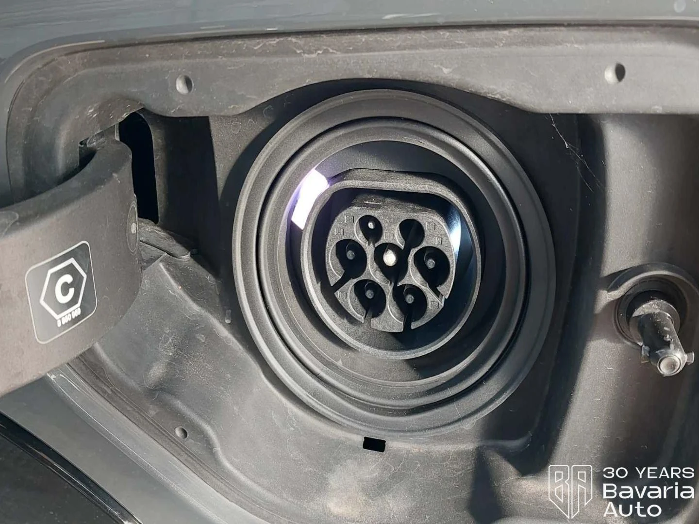 BMW XM Sportautomatic, снимка 16 - Автомобили и джипове - 53826829