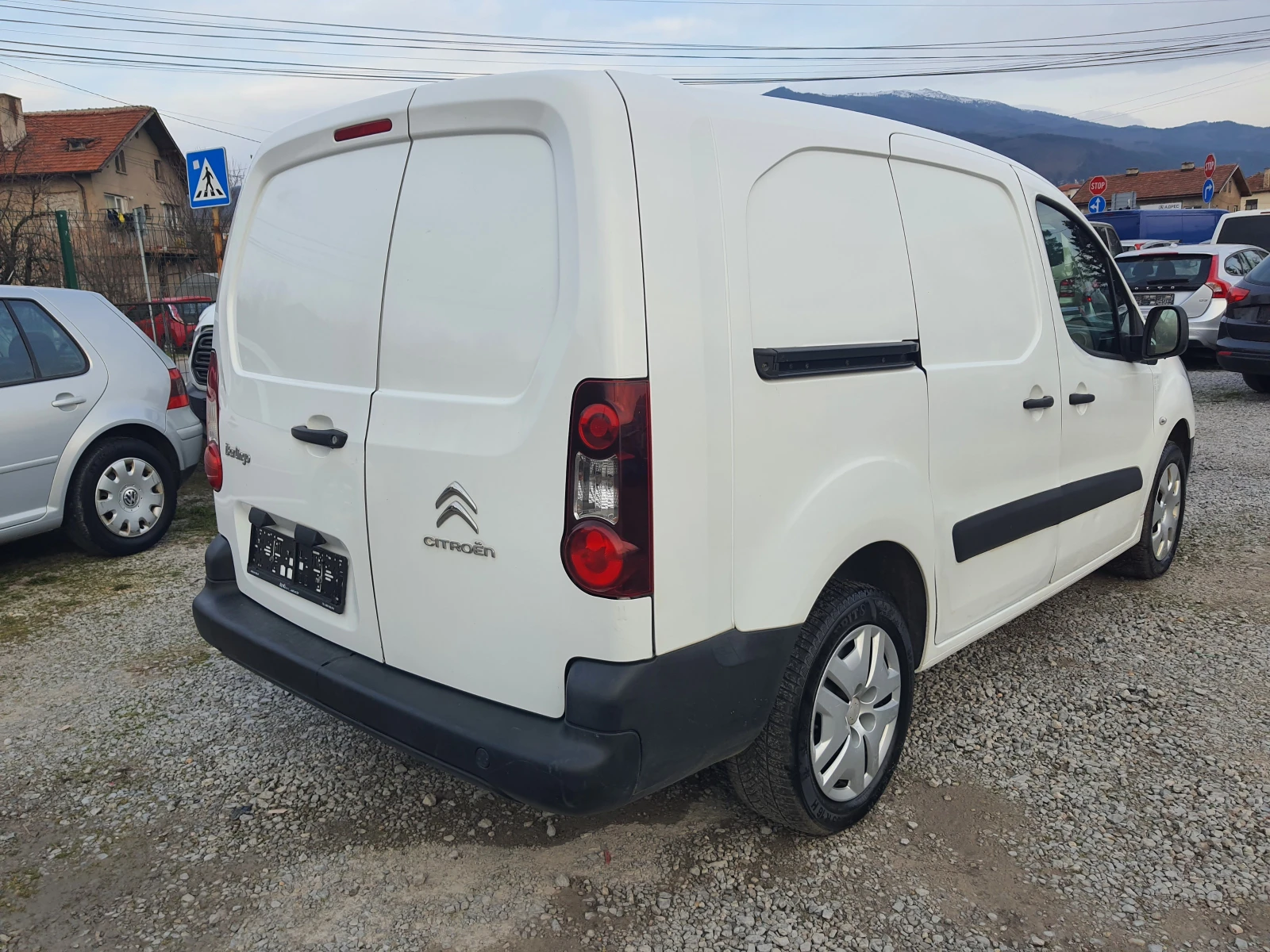 Citroen Berlingo 1.6hdi MAXI, снимка 5 - Автомобили и джипове - 53877271