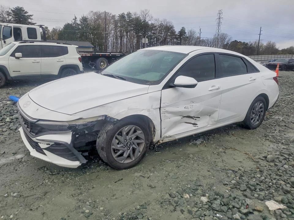 Hyundai Elantra 2.0L 4 FRONT WHEEL DRIVE | Mobile.bg � ����������� 1